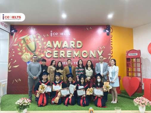 Lễ vinh danh: Học viên trung tâm Anh Ngữ ICE IELTS, 100% đạt 7.0 IELTS
